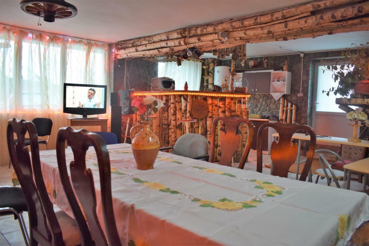 Casa Parvu Hotel Lunca Mare Ngoại thất bức ảnh