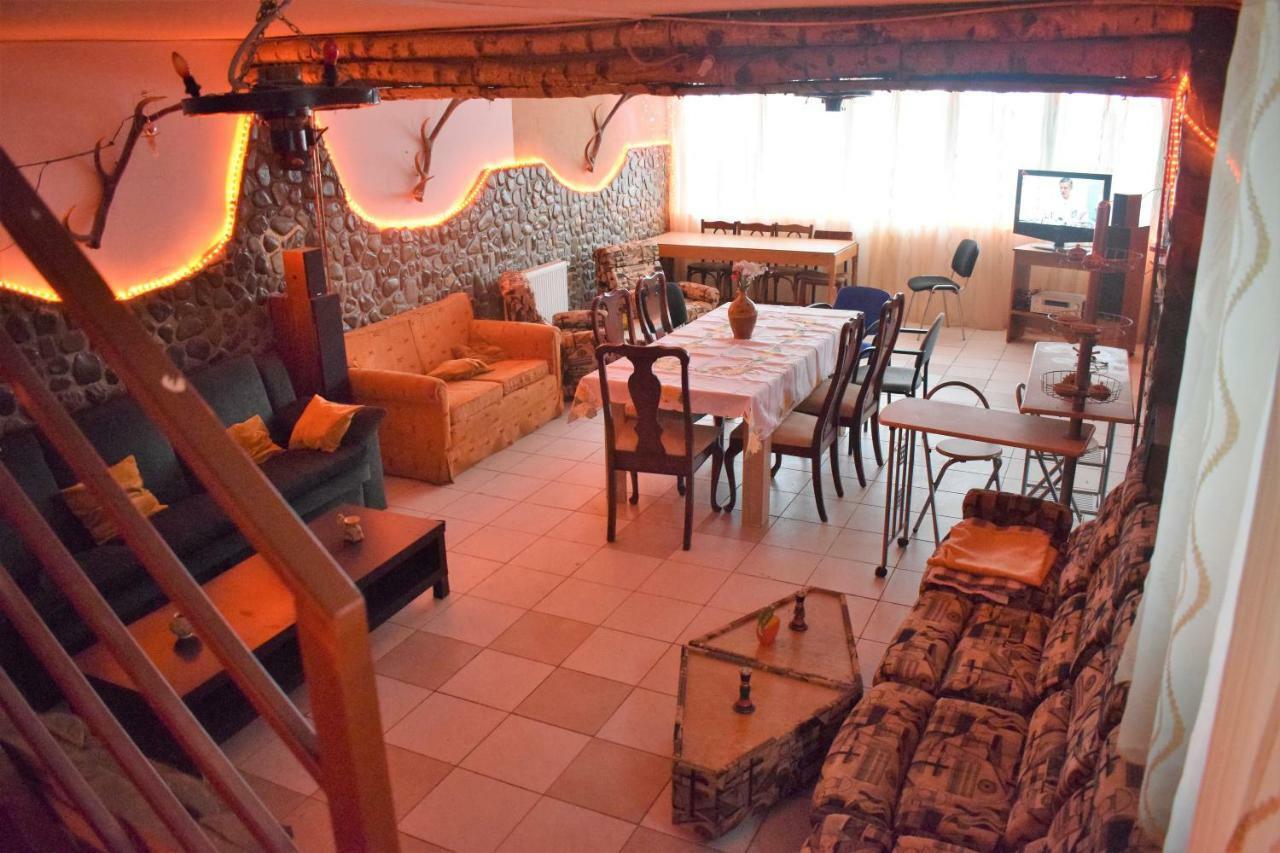 Casa Parvu Hotel Lunca Mare Ngoại thất bức ảnh